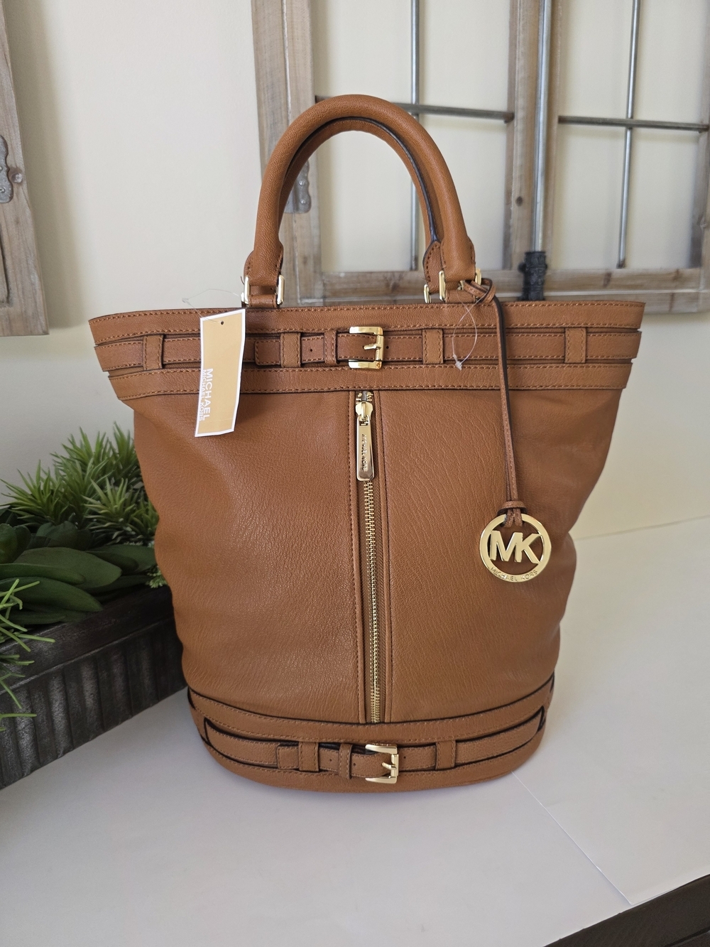 Michael Kors Kingsbury Large Leather Tote Bucket Bag Crossbody- New With Tags - Picture 14 of 16
